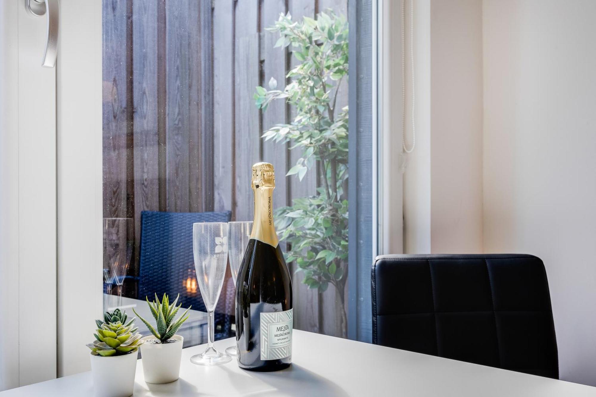 Luxe Wellness Apartment Apeldoorn With Jacuzzi And Sauna 외부 사진