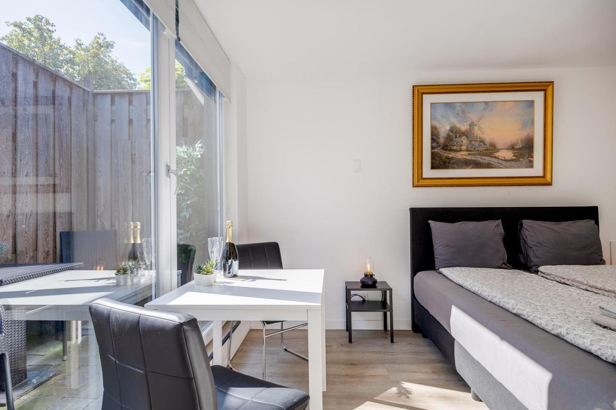 Luxe Wellness Apartment Apeldoorn With Jacuzzi And Sauna 외부 사진