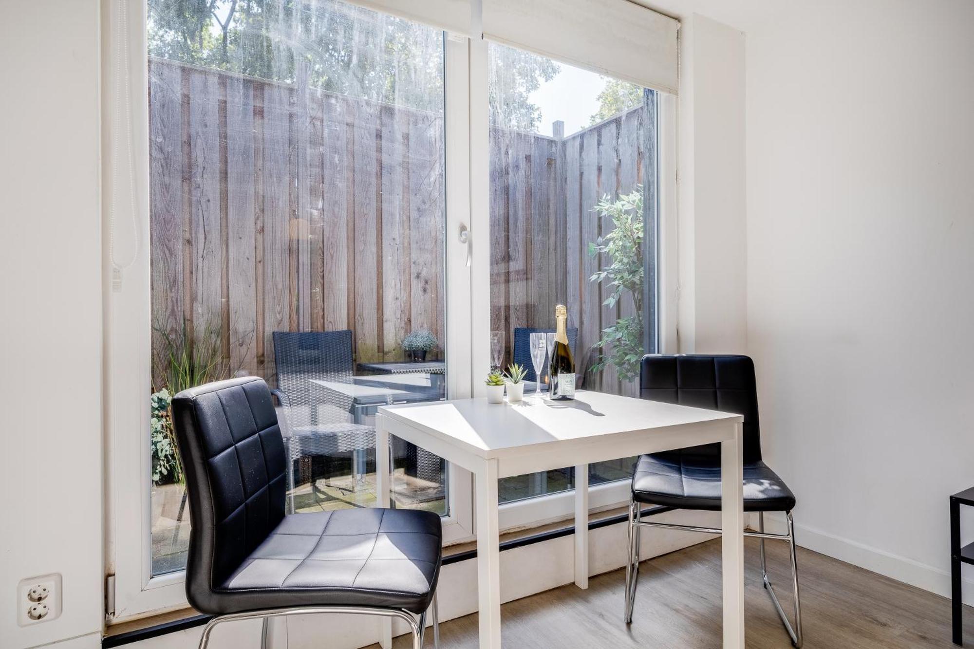 Luxe Wellness Apartment Apeldoorn With Jacuzzi And Sauna 외부 사진